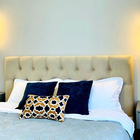 Appartement Уютная Стильная Квартира Возле Центрального Парка Горького! à Almaty Extérieur photo