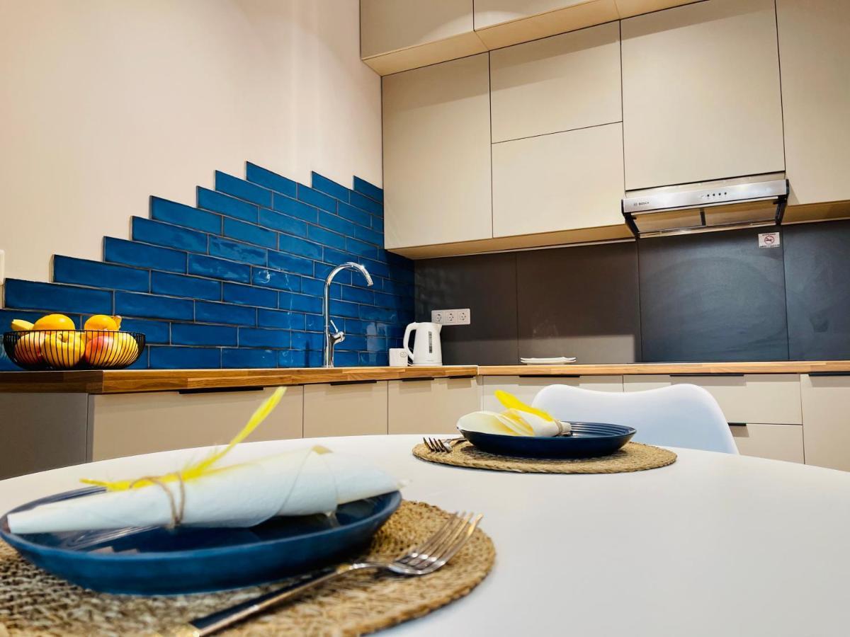 Appartement Уютная Стильная Квартира Возле Центрального Парка Горького! à Almaty Extérieur photo