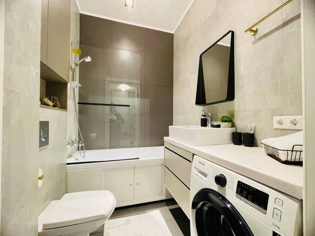 Appartement Уютная Стильная Квартира Возле Центрального Парка Горького! à Almaty Extérieur photo